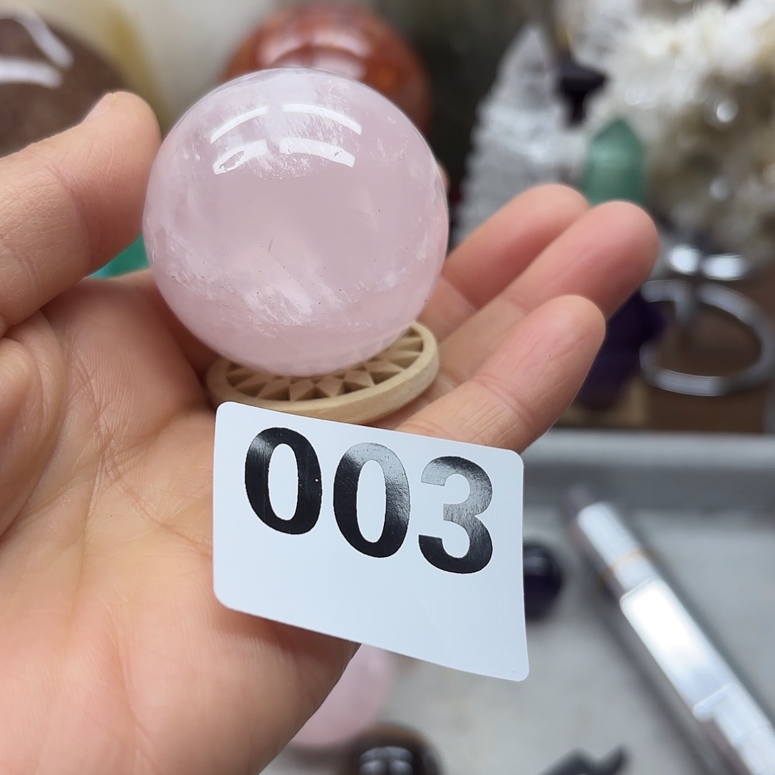 未镶嵌水晶大型摆件（非配饰）