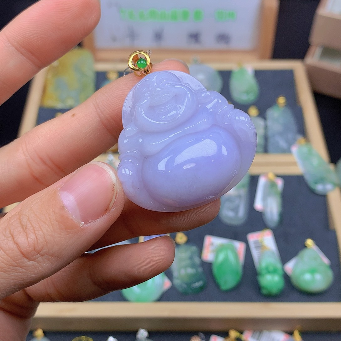 翡翠颈饰18K金镶嵌翡翠