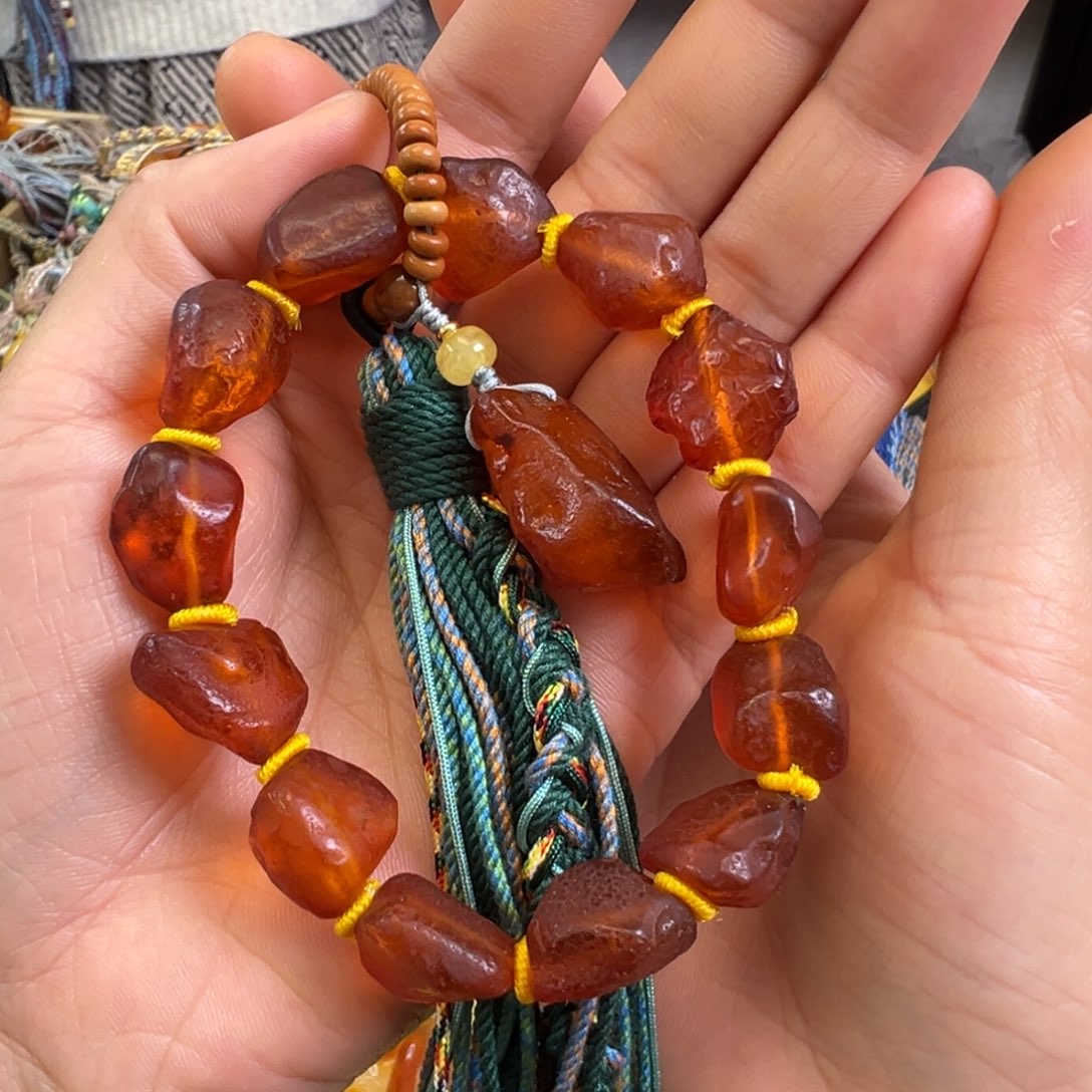 蜜蜡裸石未镶嵌琥珀