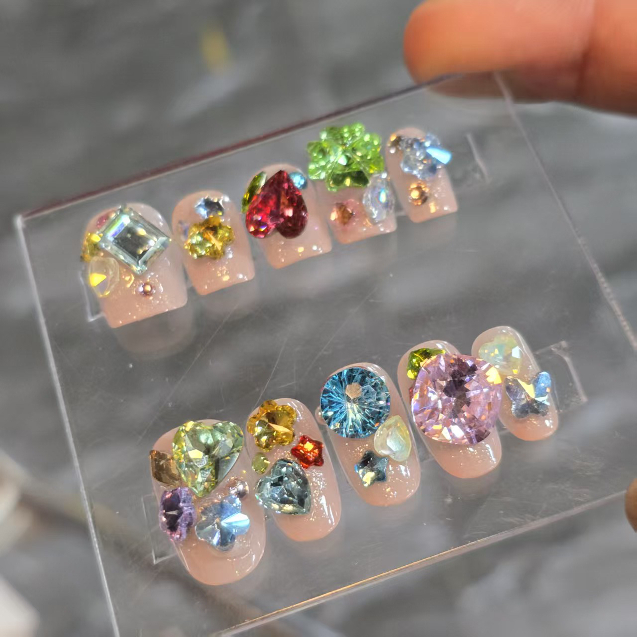 彩虹豆丶(奥杰+小钢珠+无缝隙)珠宝级丶手工穿戴甲默认微瑕