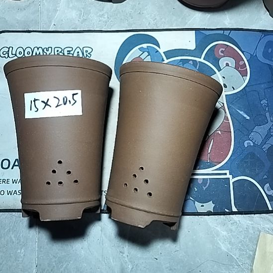 紫砂新品两个微瑕