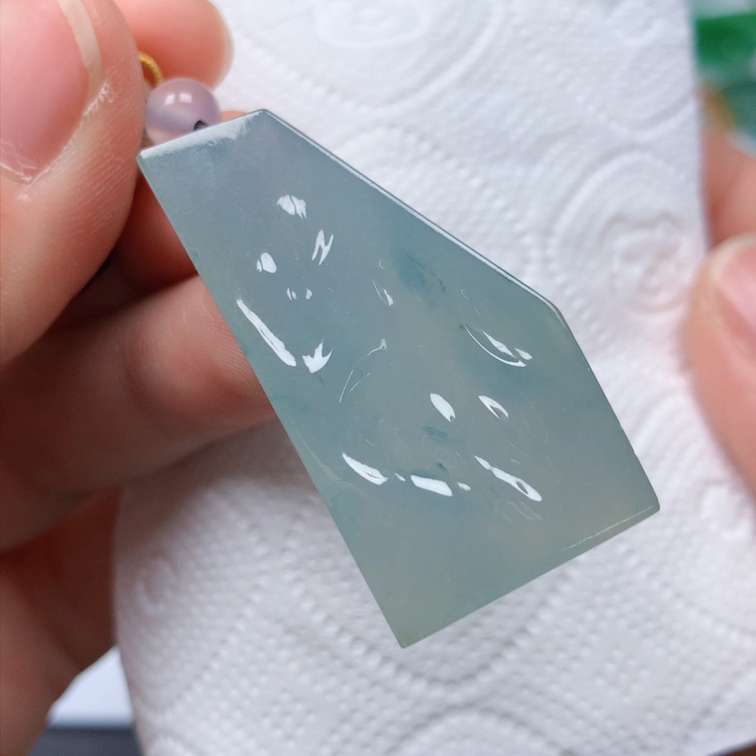 【闪购商品】翡翠吊坠(不含链)未镶嵌