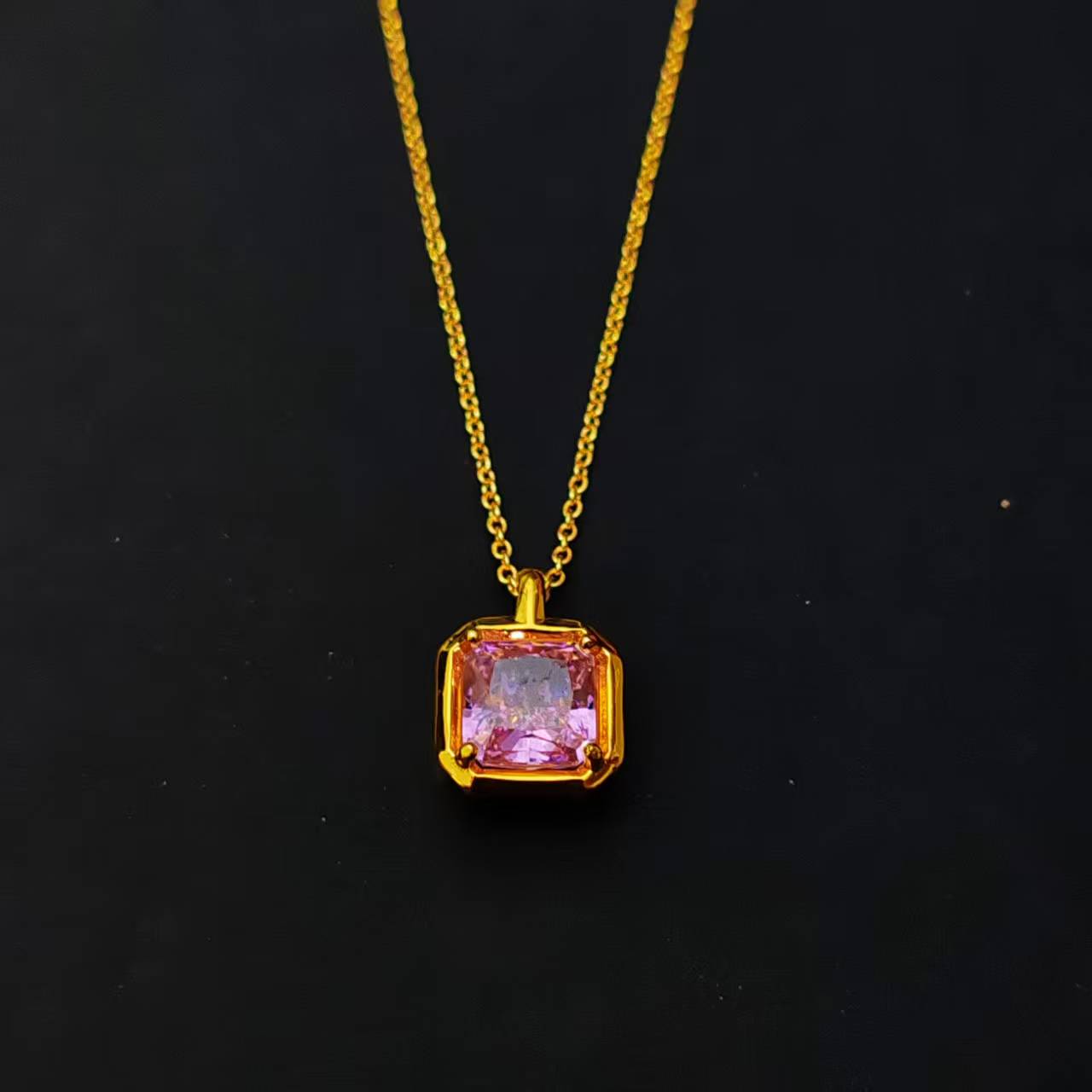   【南非定制】经典高级轻奢大气百搭吊坠WD212108