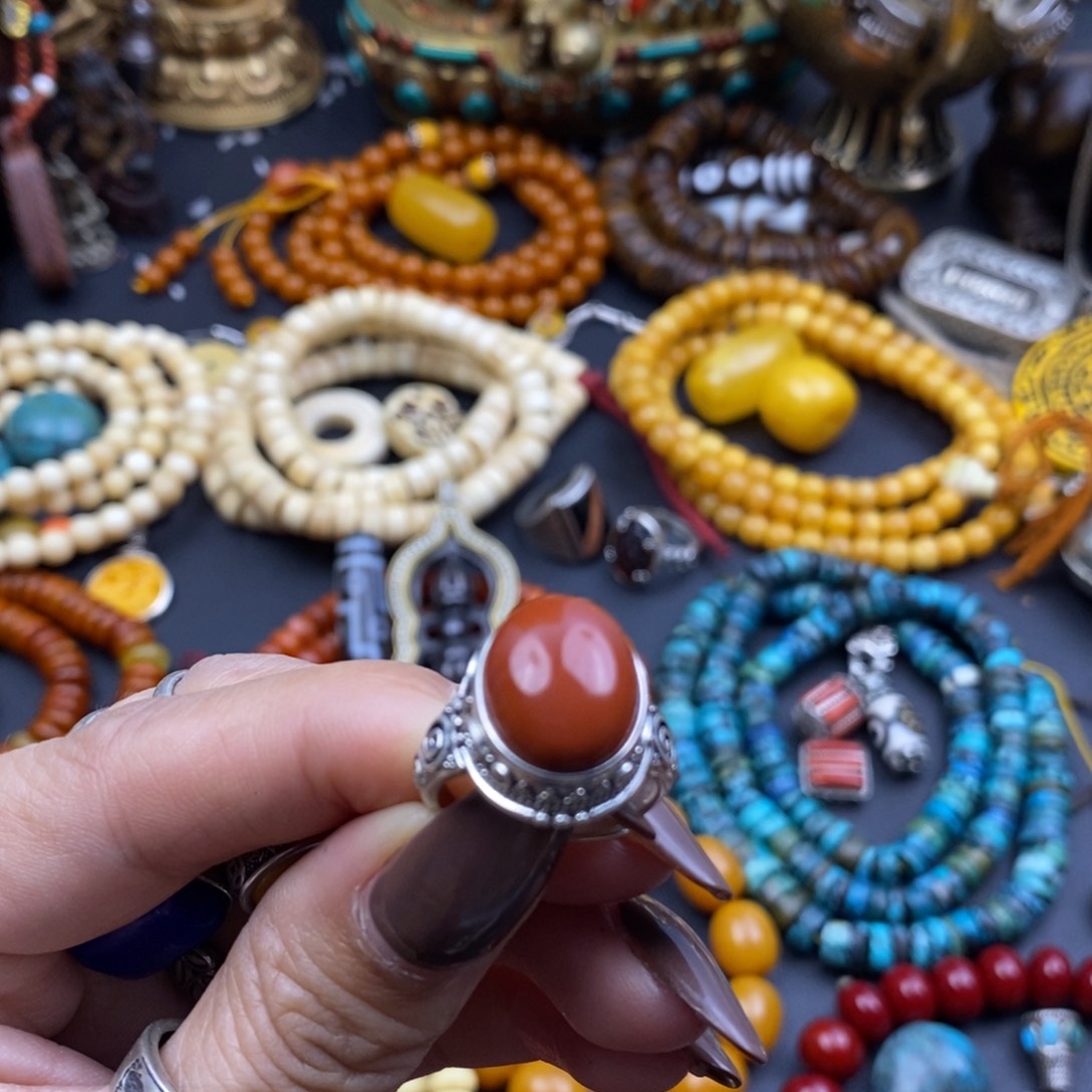 唯****泥塑擦擦的吊坠和