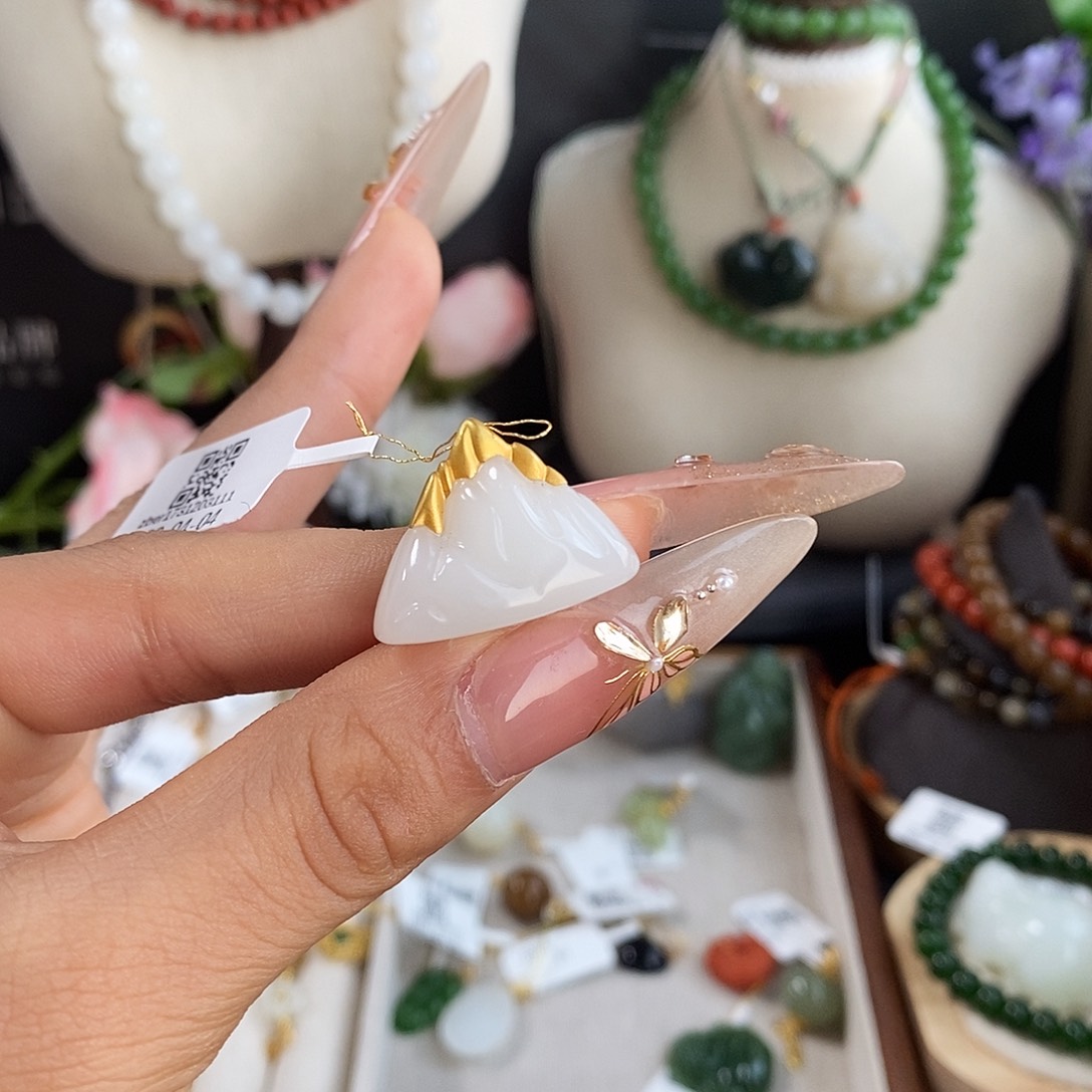 颈饰18K金镶嵌和田玉sj