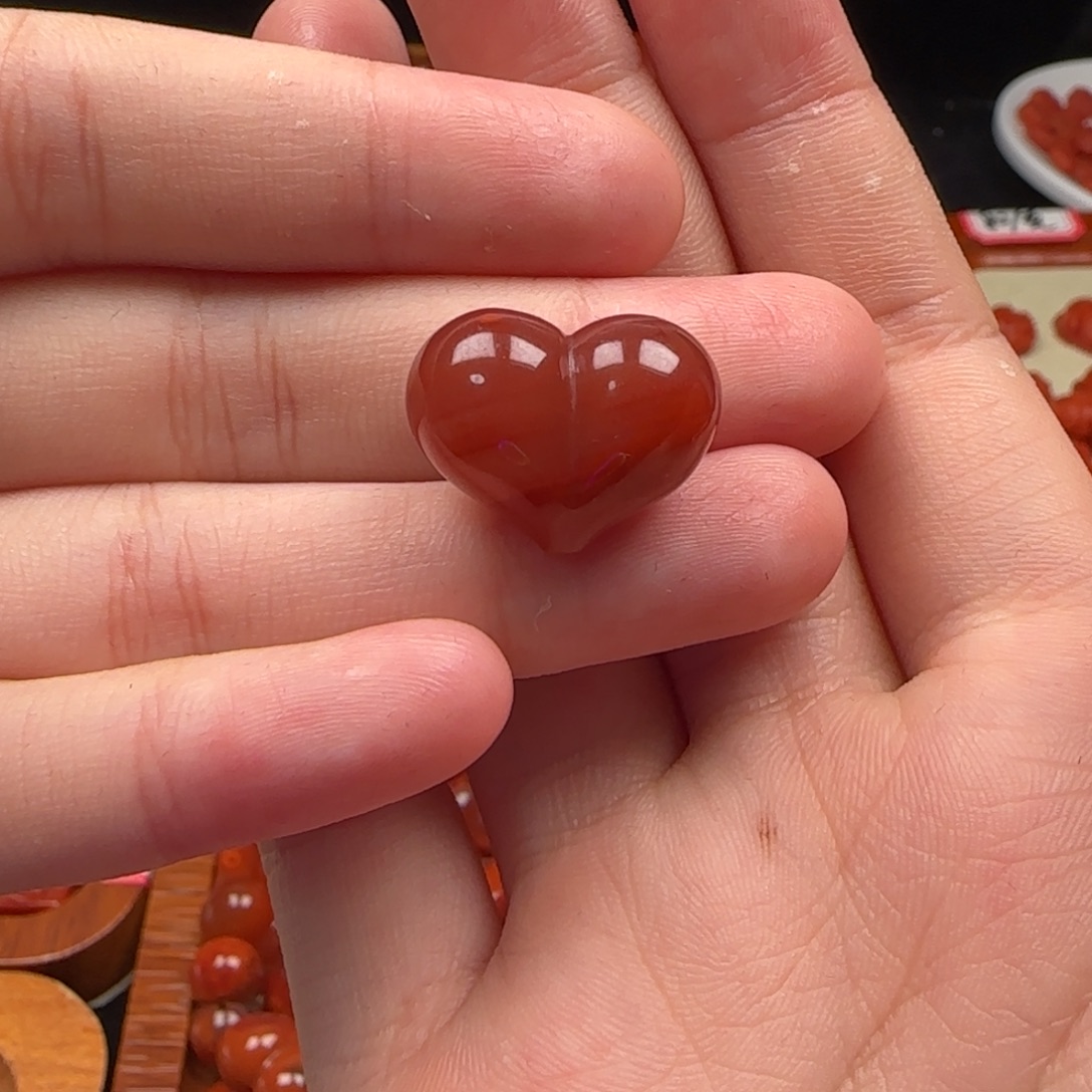 未镶嵌南红玛瑙挂件20克价