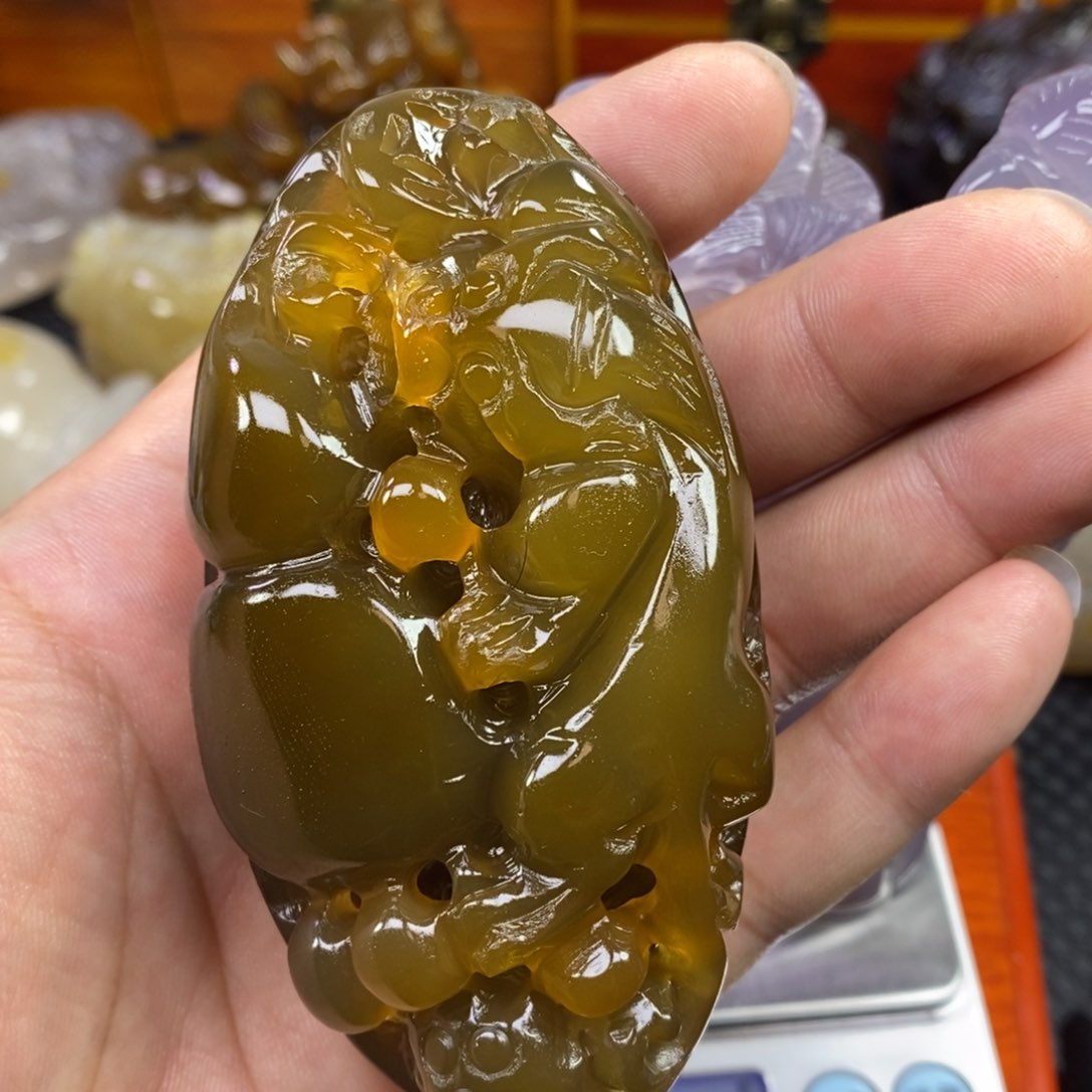 玛瑙/玉髓手把未镶嵌炮*