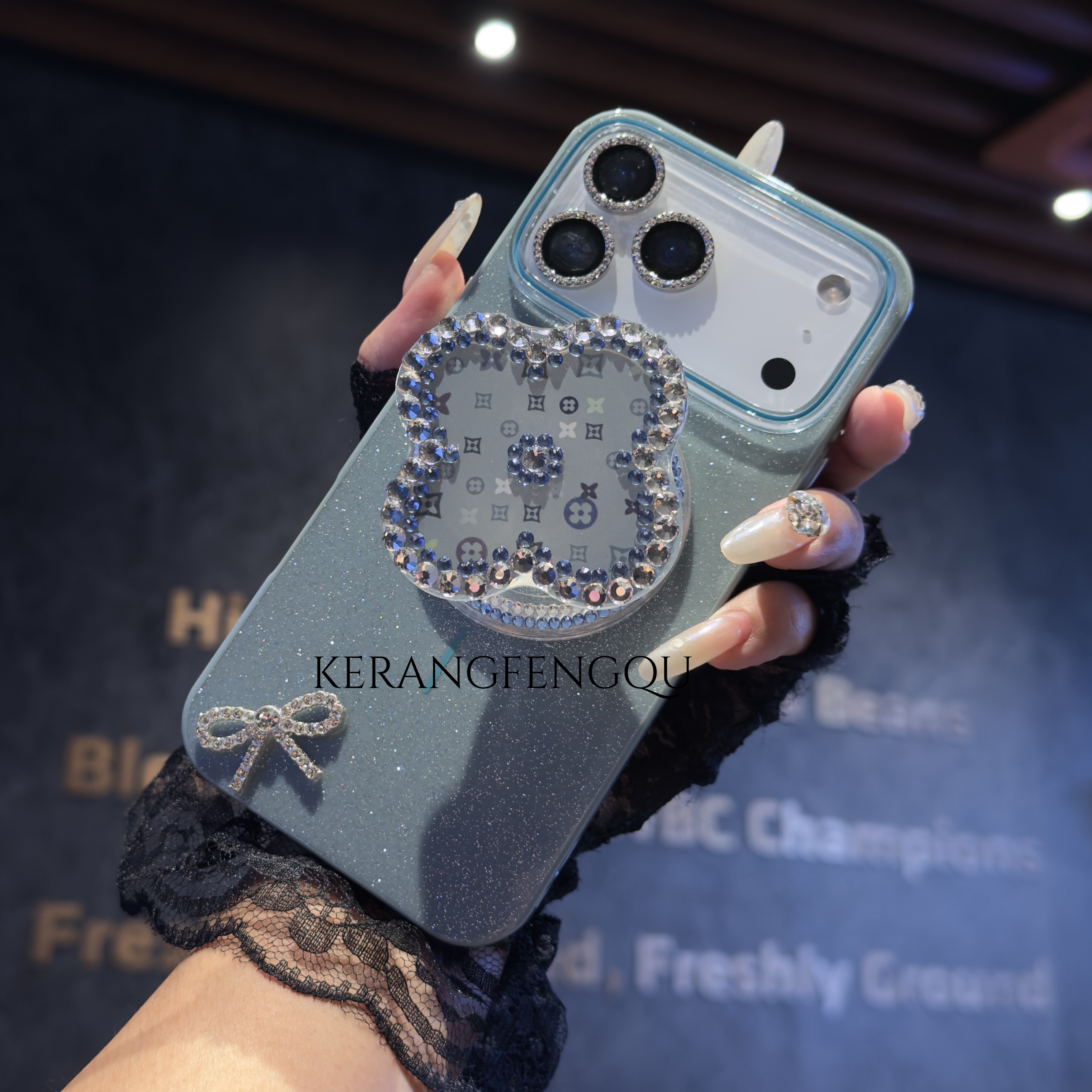 轻奢闪钻立体蝴蝶结四角支架适用苹果17promax潮牌防摔手机壳