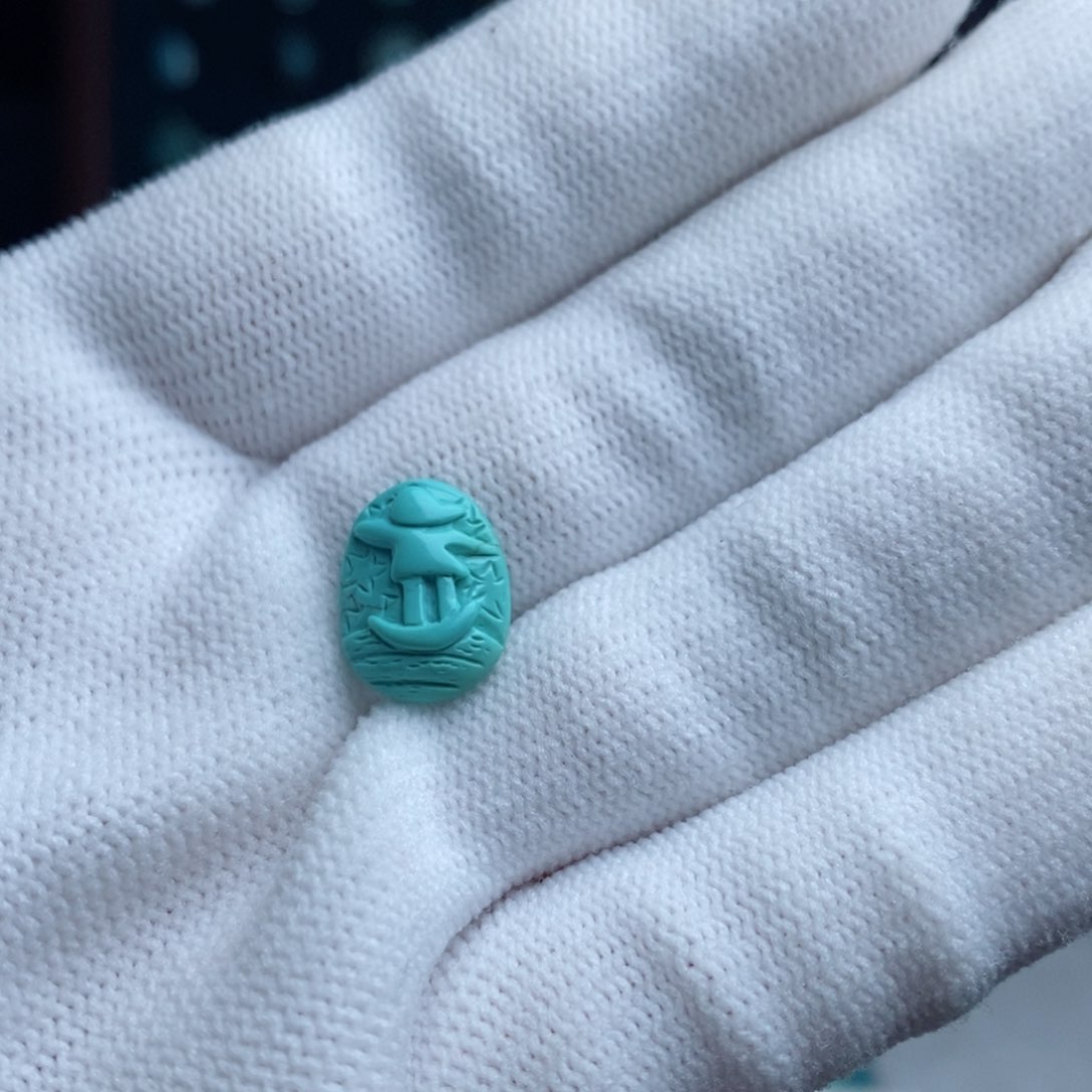 绿松石颈饰未镶嵌