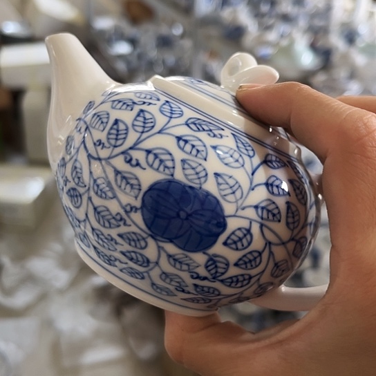 盘手绘壶一个陶瓷陶瓷