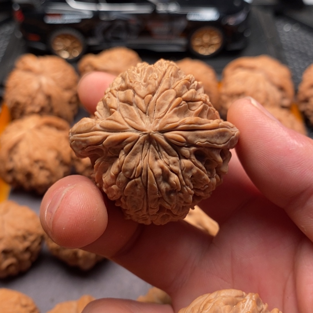 ****、文玩核桃精品对暴雪全品44