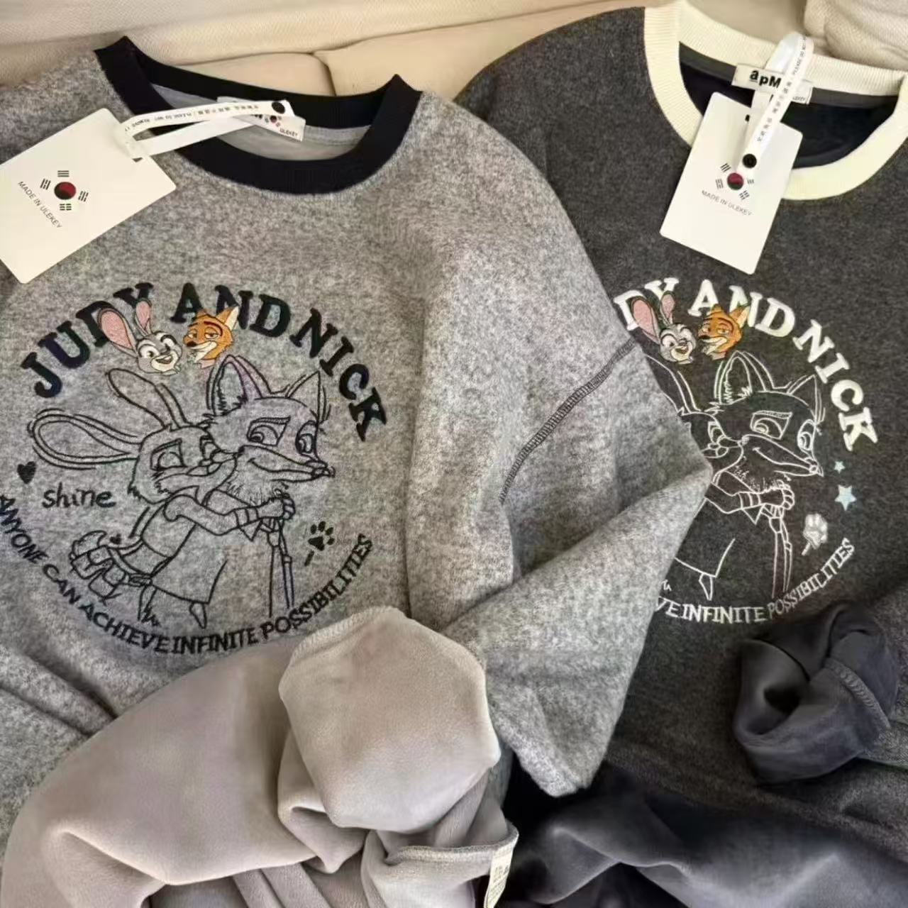 团子家「疯狂动物城」泡菜国冷冬松弛感撞色宽松卫衣假两件加绒长袖