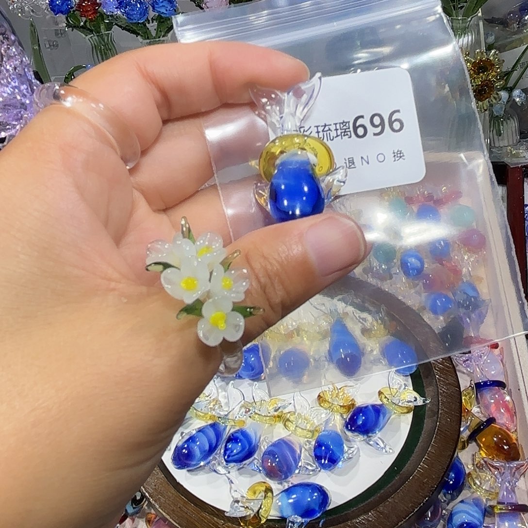 倒***.琉璃吊坠（不含链）696蓝色鲸鱼