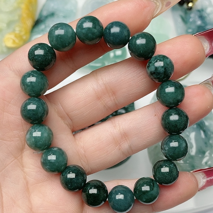 【闪购商品】翡翠颈饰未镶嵌          