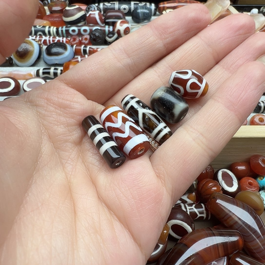 玛瑙/玉髓未镶嵌珠宝半成品