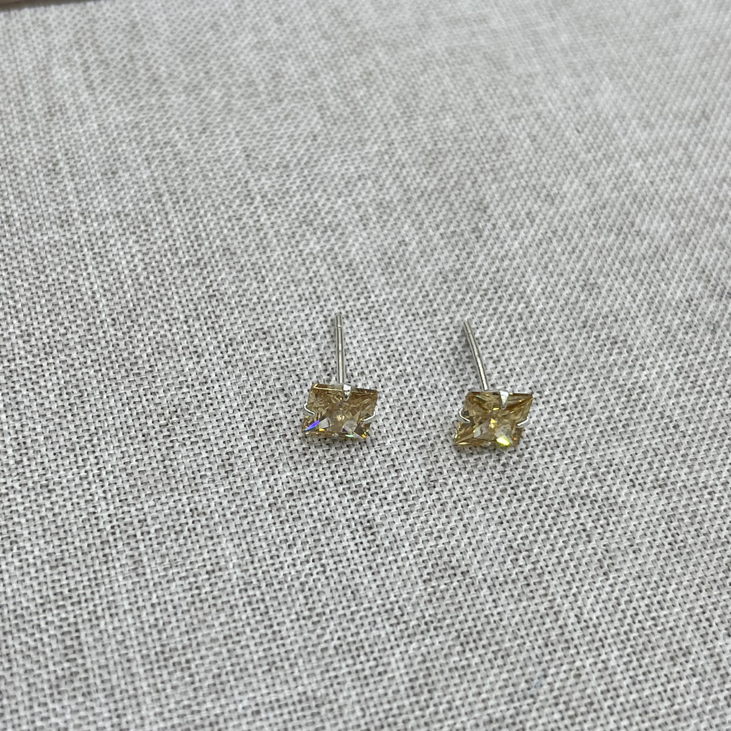 足银合成锆石耳饰 7175-足银四方来财耳钉一对6mm