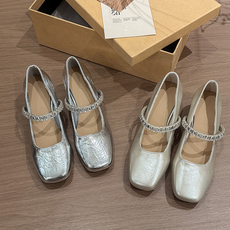 爆款方头单鞋女士气质2025年秋季新款百搭时尚仙女风粗跟玛丽珍鞋