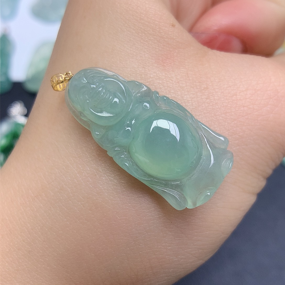 翡翠颈饰18K金镶嵌佛公