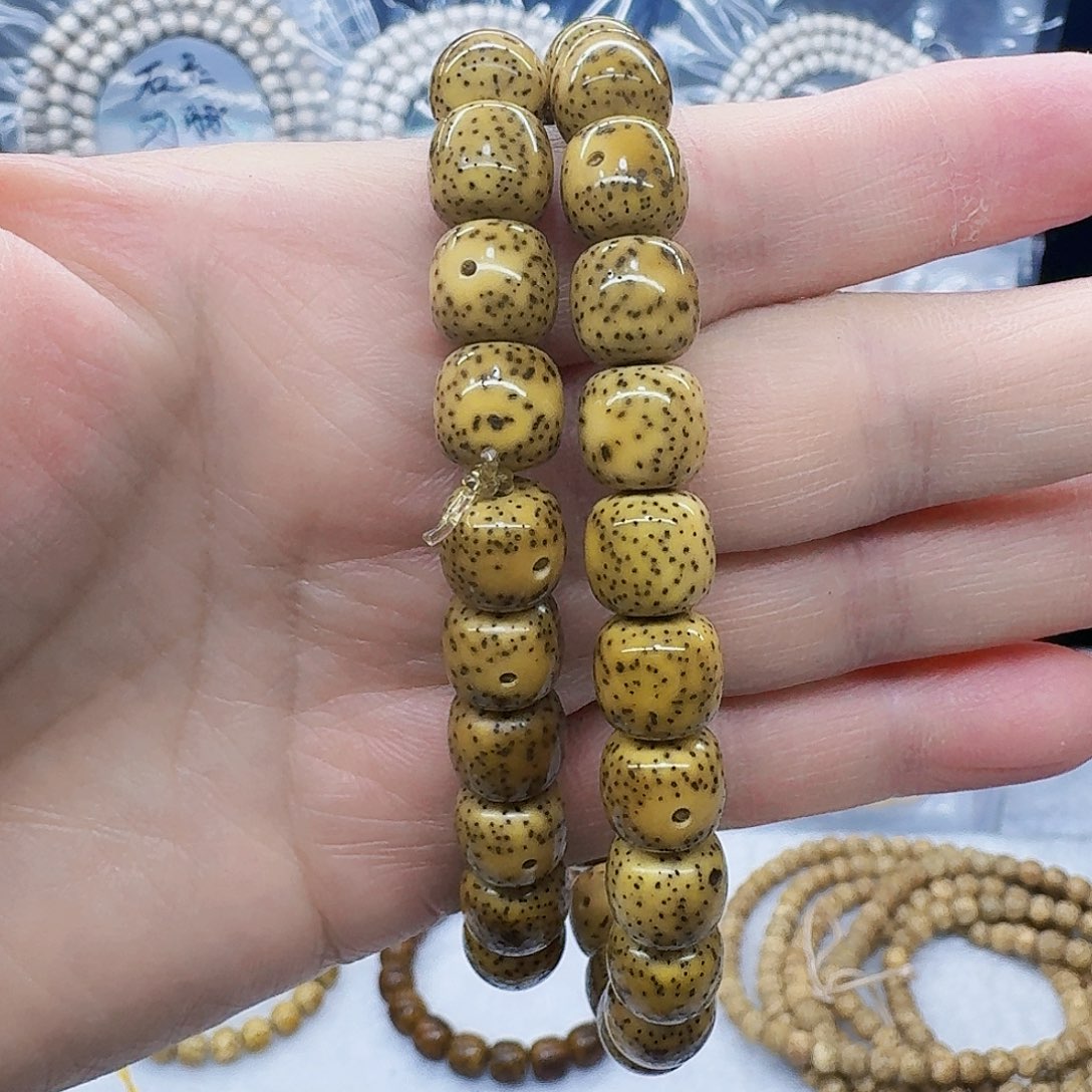 星月菩提吊坠10.9手持