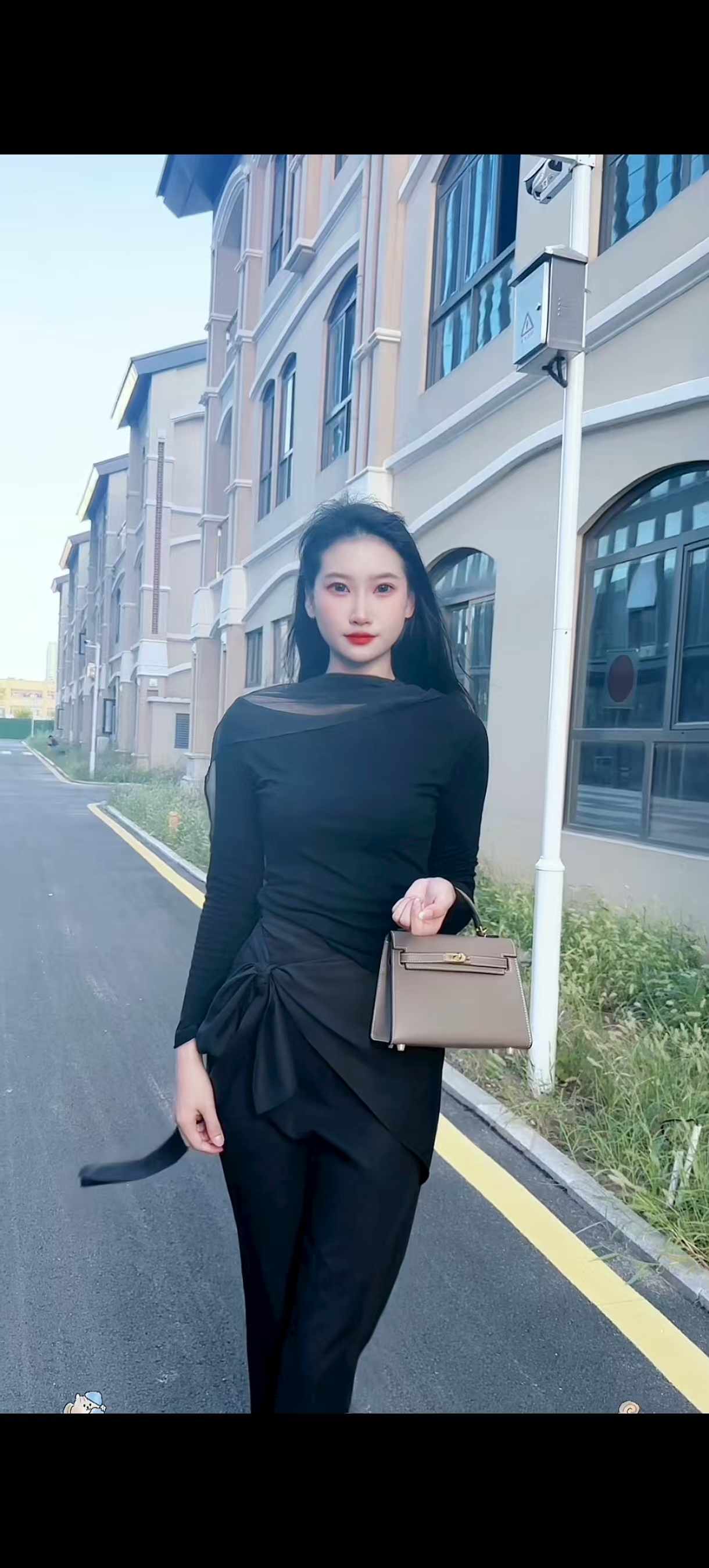 [缪斯之语]飘带气质款百搭长袖+绑带后开叉显瘦包臀半裙