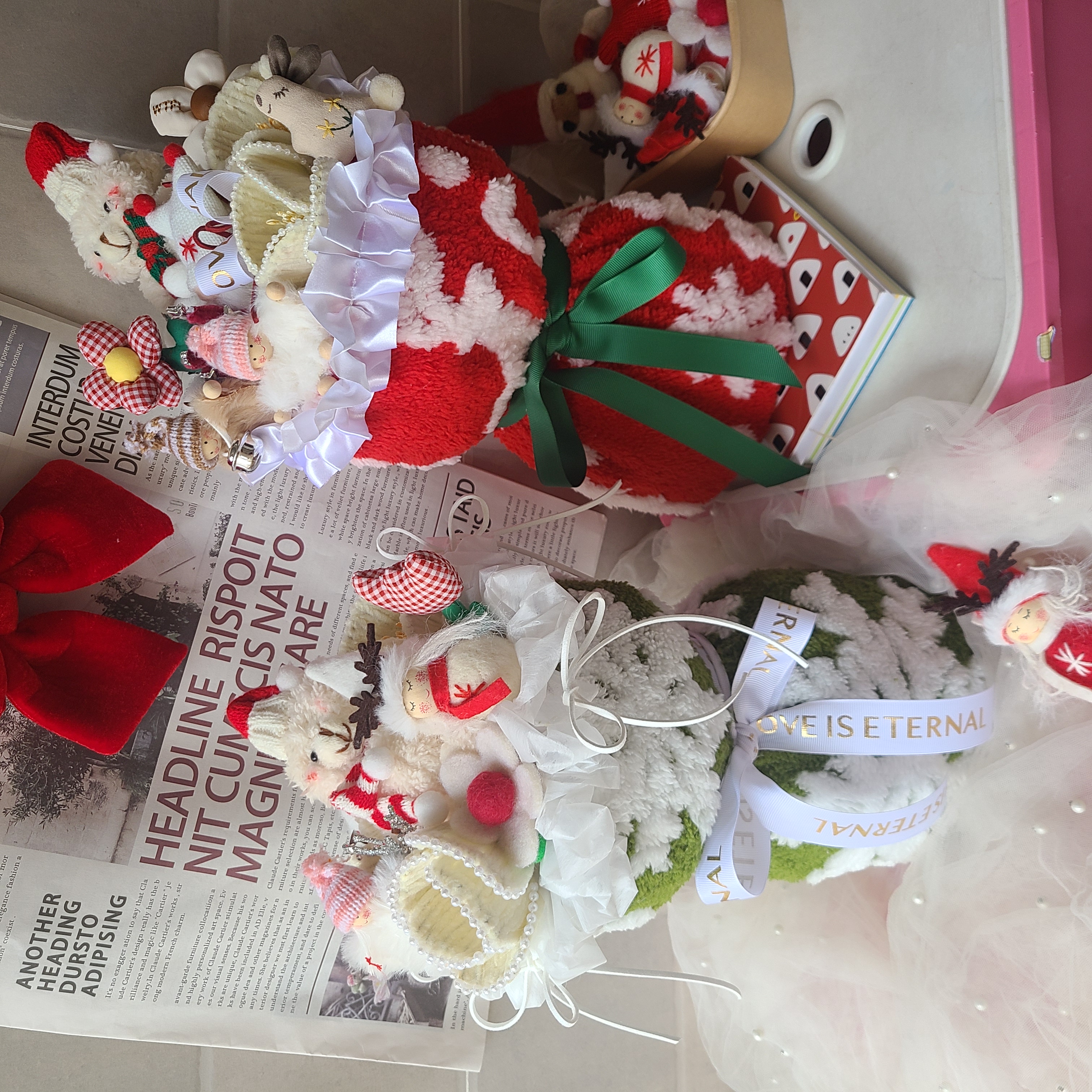 新年喜庆氛围感玩偶生日花束送朋友女友妹妹惊喜礼物