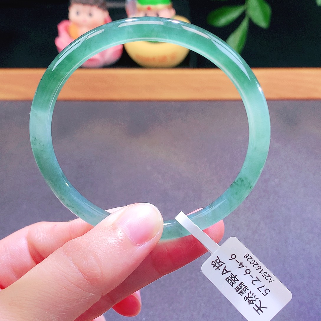 翡翠未镶嵌手镯天然翡翠