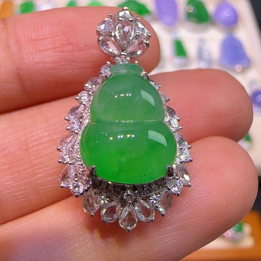 翡翠18K金镶嵌吊坠(不含链)