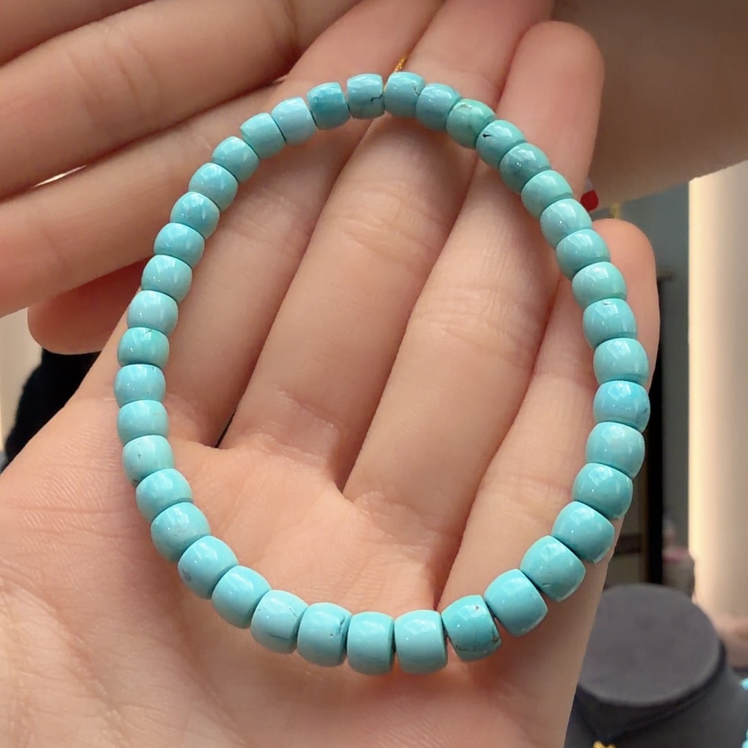 绿松石未镶嵌颈饰