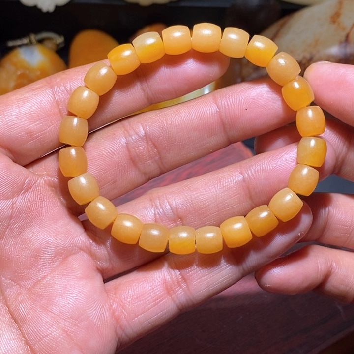 和田玉卡8手串直切未镶嵌