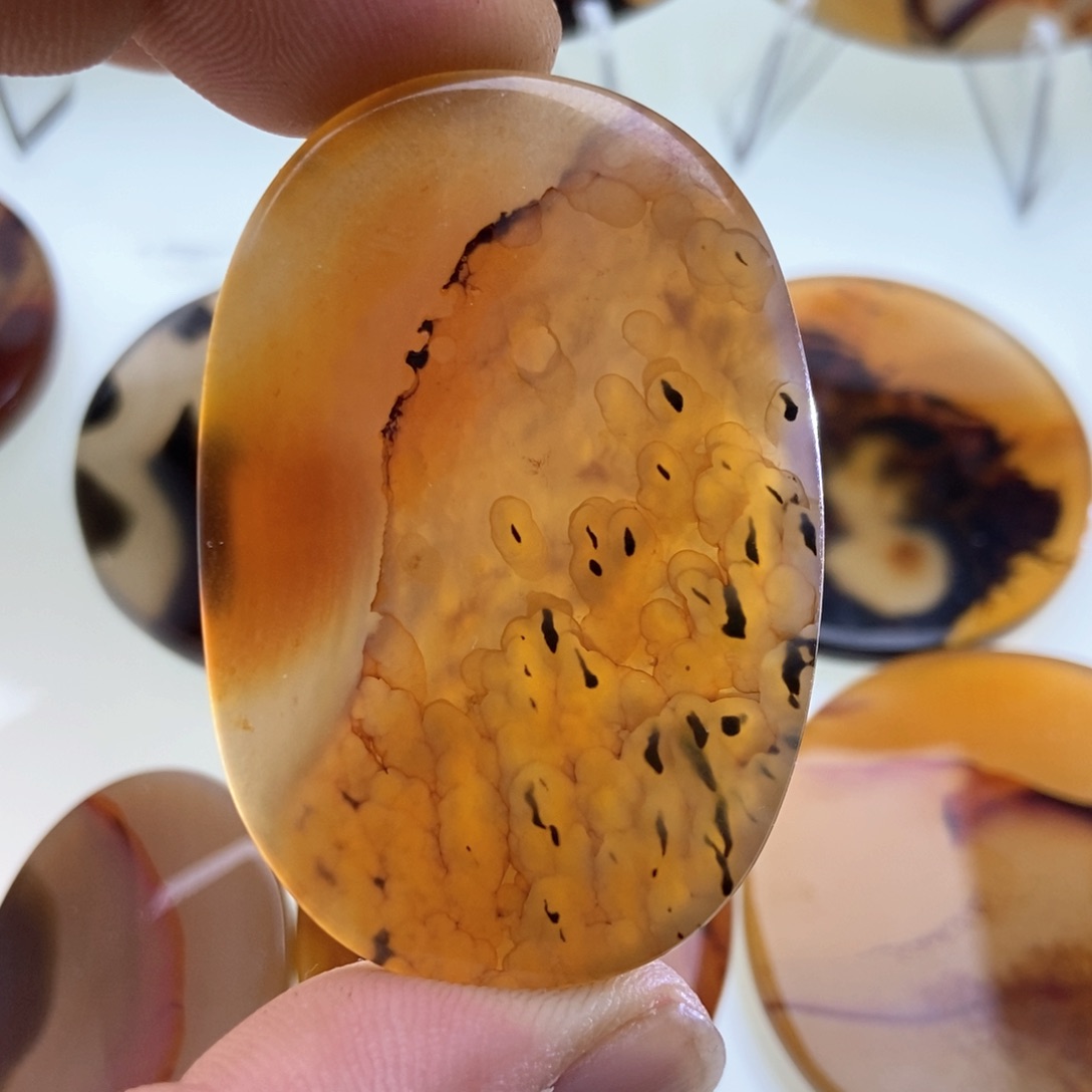 【闪购商品】玛瑙/玉髓颈饰未镶嵌