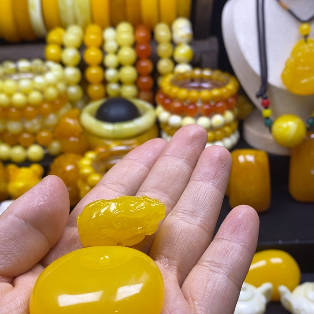 如***云无非金属全品无暇 鱼眼扣珠