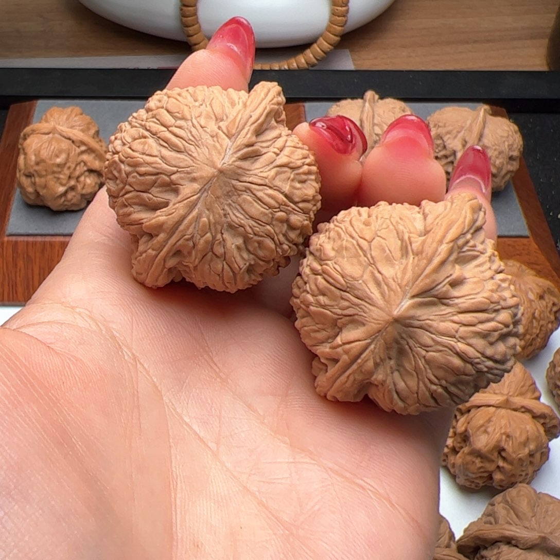 文玩核桃把件泥鳅40