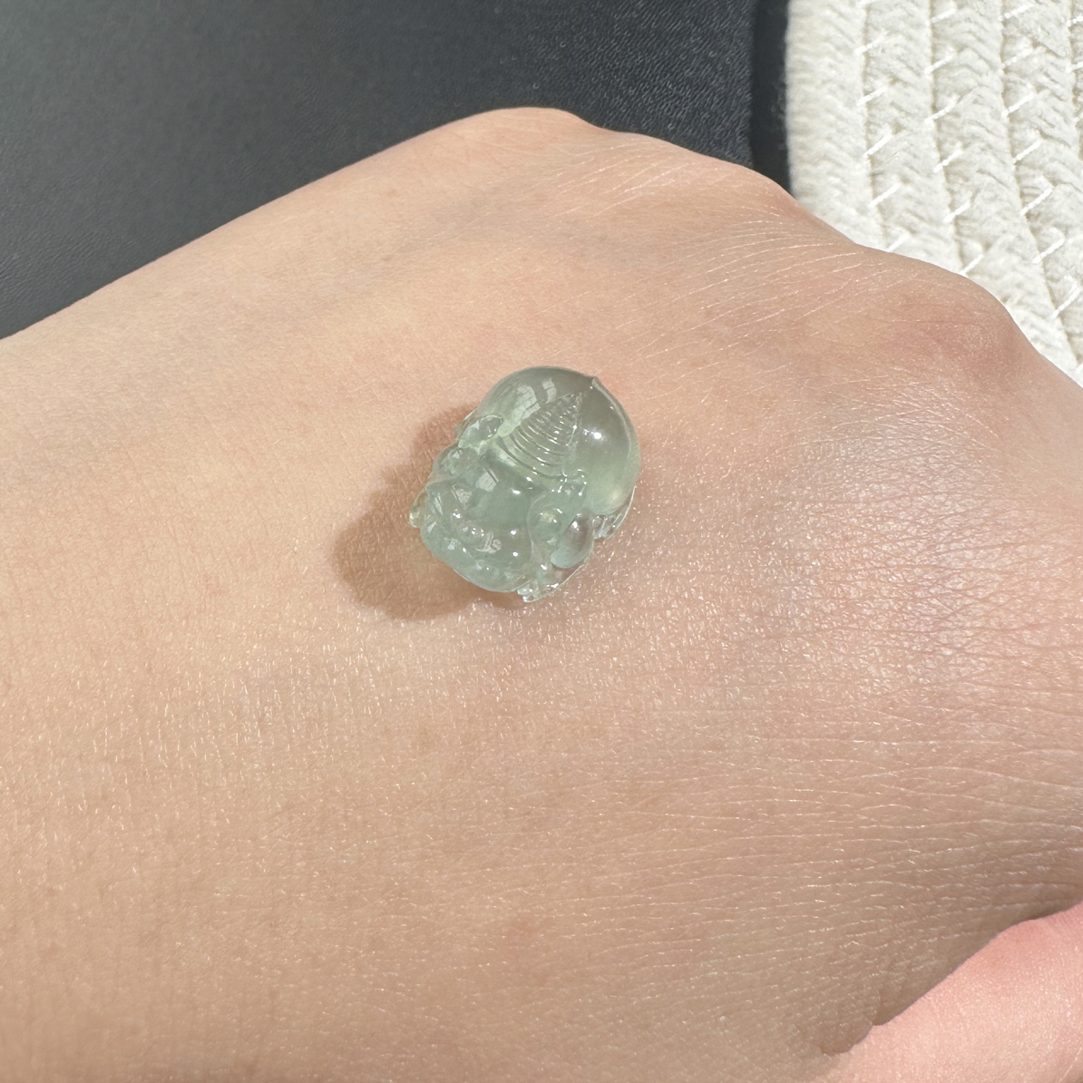 A货高冰带底色貔貅