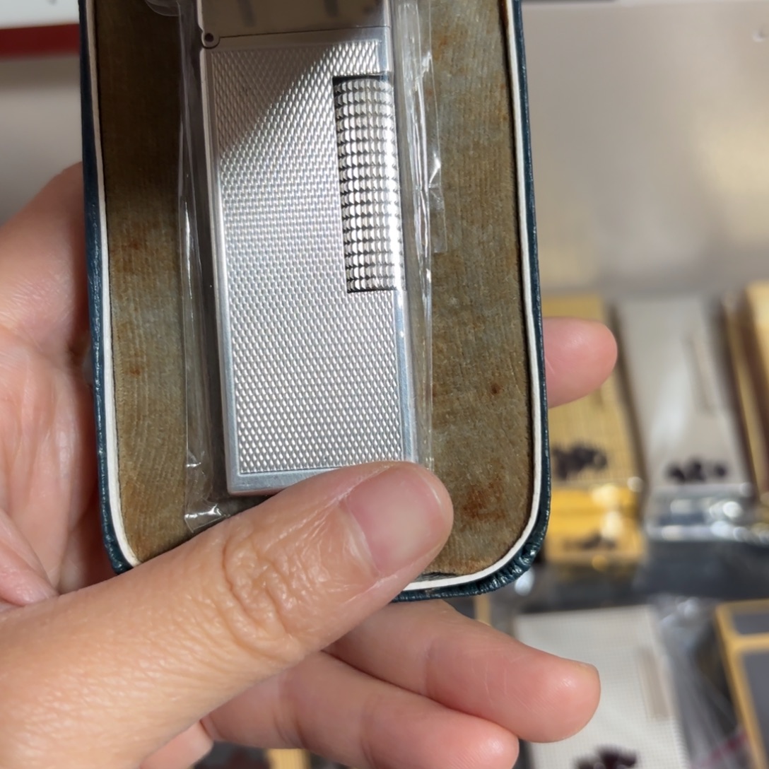 都登卡中古打火机