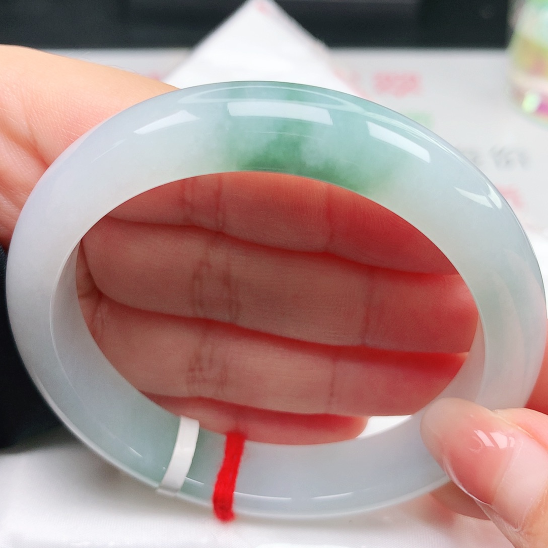 翡翠手镯未镶嵌爱*谁强推⭐️