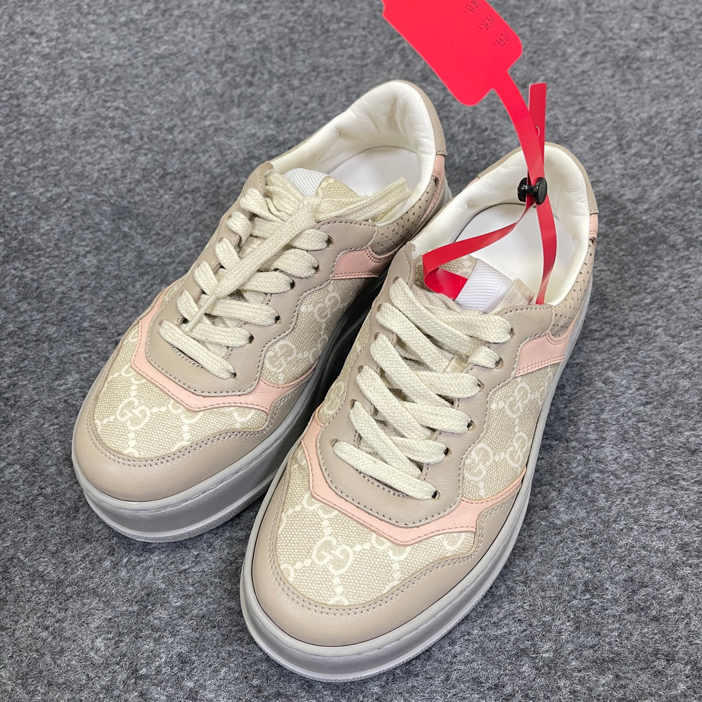 95新 GUCCI/古驰 皮革 圆头系带 低帮 时尚板鞋 女款35/20504