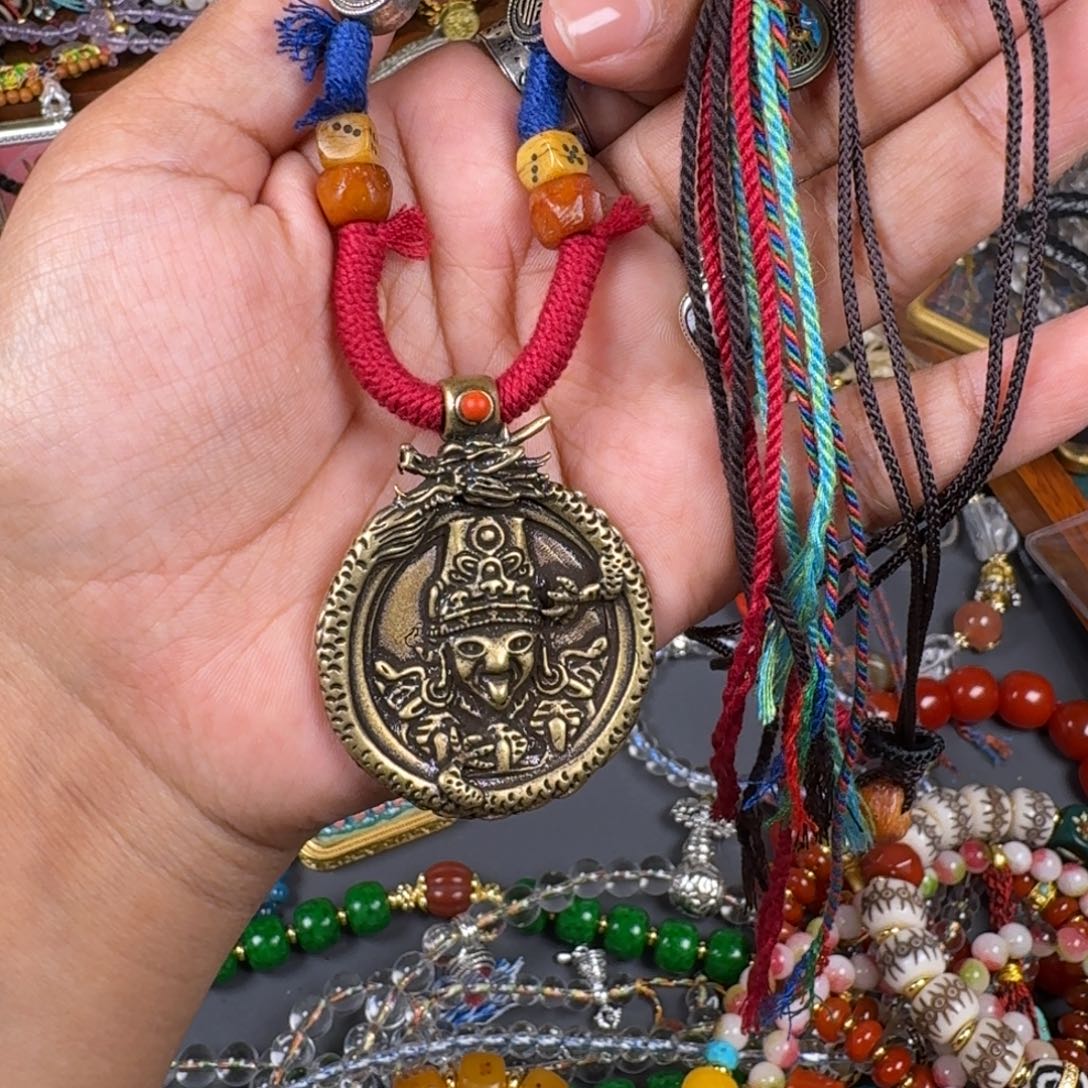 泥塑藏式风格彩绘泥塑擦擦