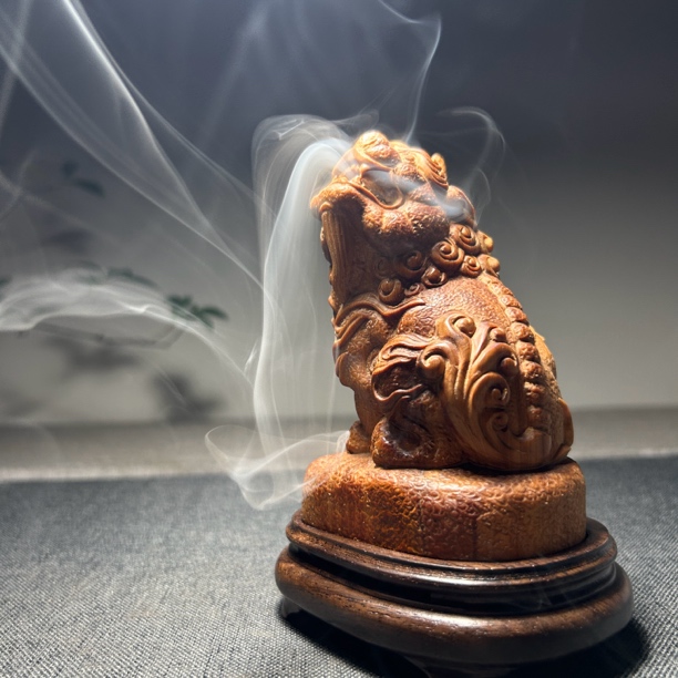 崖柏貔貅香炉雕刻摆件手工