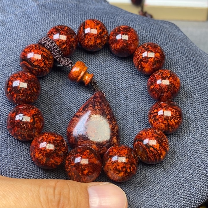 谢***u黄花梨/降香黄檀1.8紫油梨紫油梨紫油梨