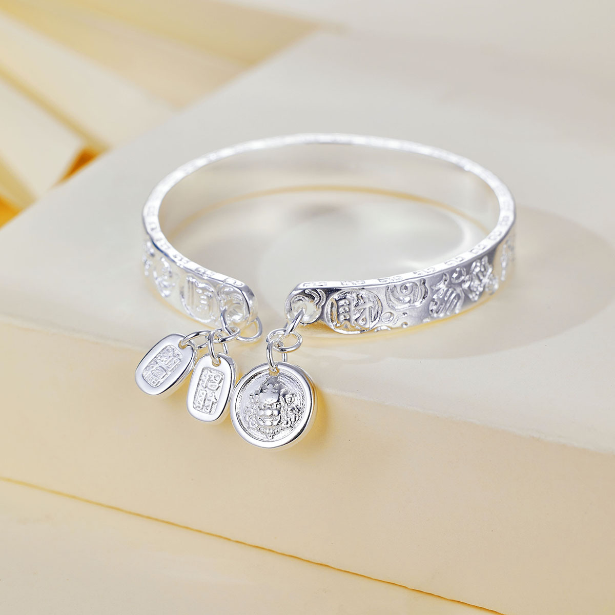 158小众百搭现货出售工艺品摆件开口国风送女友