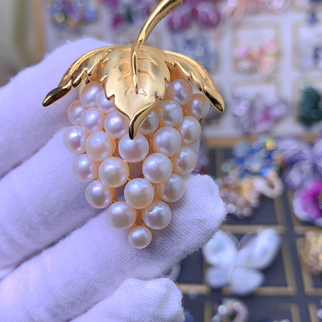 合成立方氧化锆铜胸针胸花