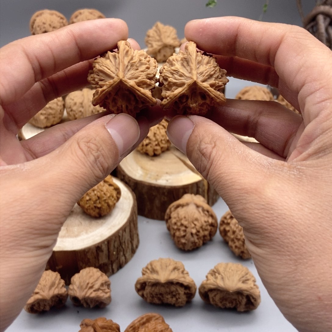 32尺寸盘山三棱把件