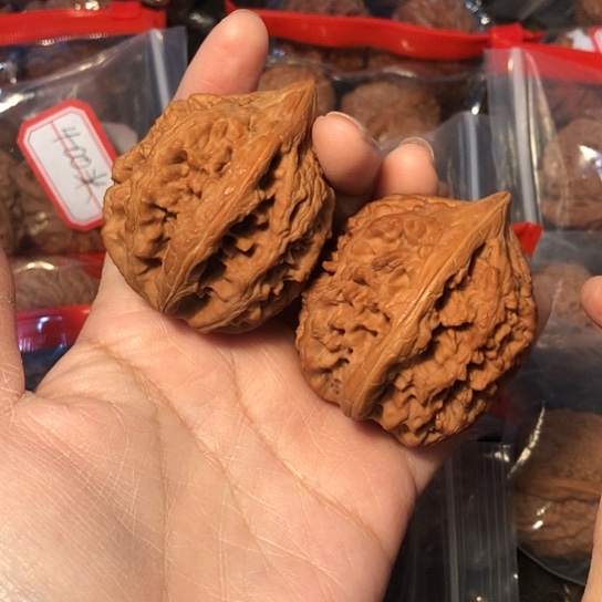 文玩核桃吊坠瑾*不大沽石42