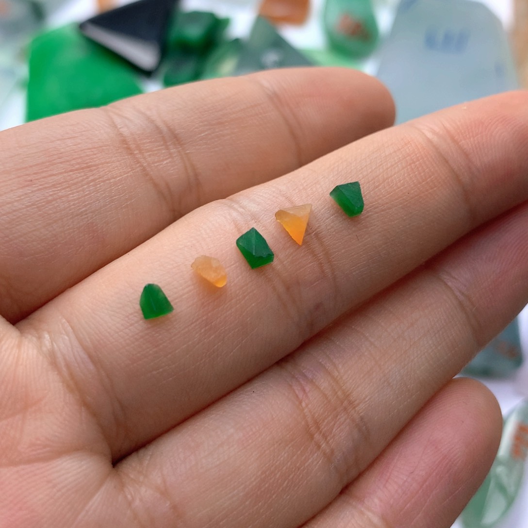 定制翡翠未镶嵌天然翡翠