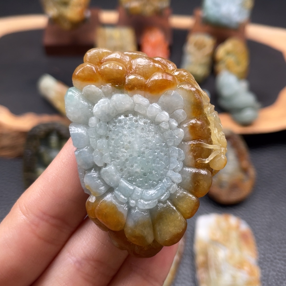 定制翡翠未镶嵌翡翠