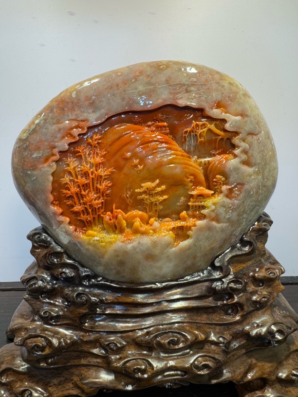 精品石雕乌鸦皮田黄山水摆件