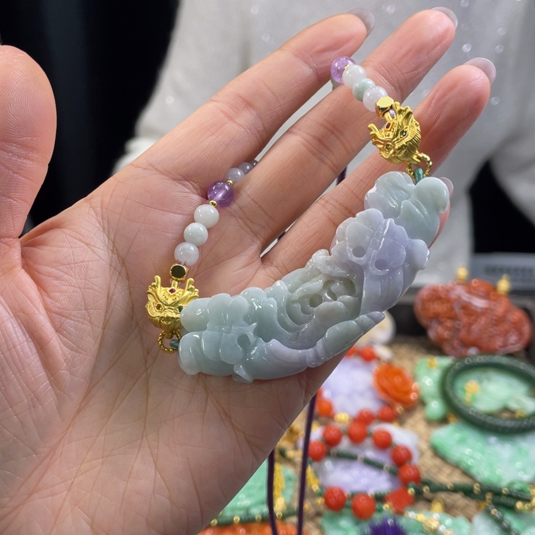 翡翠颈饰未镶嵌代编织