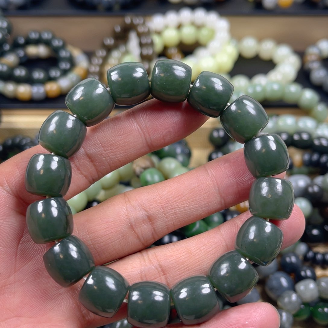 和田玉手串未镶嵌