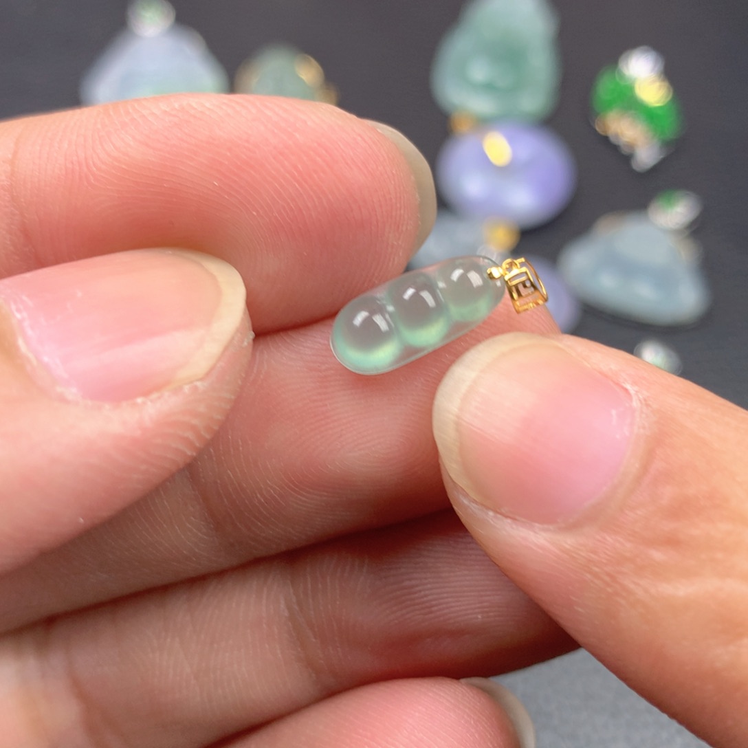 【闪购商品】翡翠18K金镶嵌颈饰翡翠