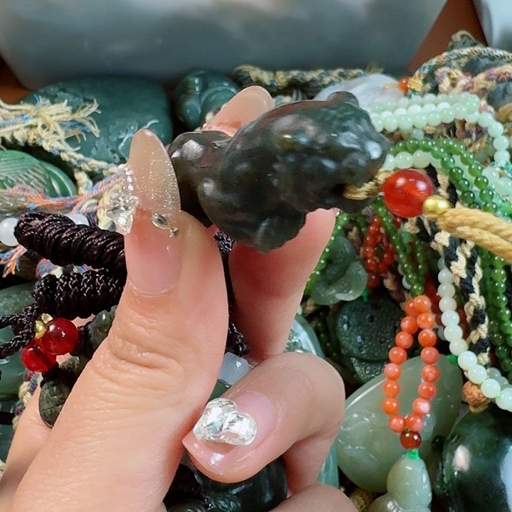 和田玉挂件未镶嵌